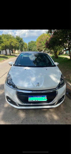 Peugeot 208 Allure Touch Screen