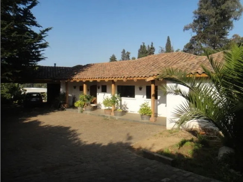 Gran Casa Estilo Campo En Los Almendros De Reñaca