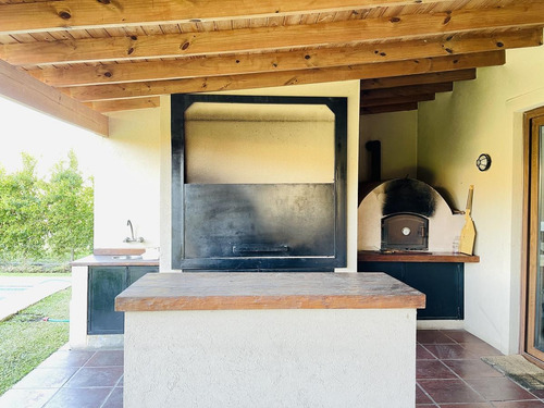 Imagen 4 de 22 de Casa En Venta - Barrio Barbarita