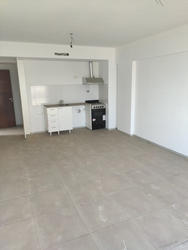 Imagen 2 de 5 de Departamento En Venta En Moron Centro