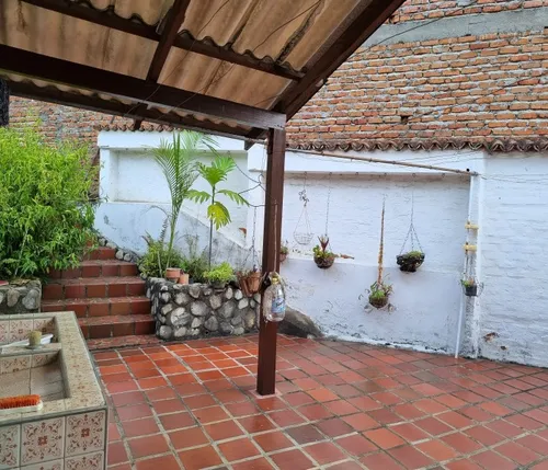Vendo Casa En Ciudad Jardín Cali