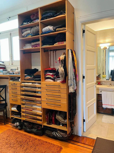 Departamento En Venta - 4 Dormitorios 3 Baños - San Telmo
