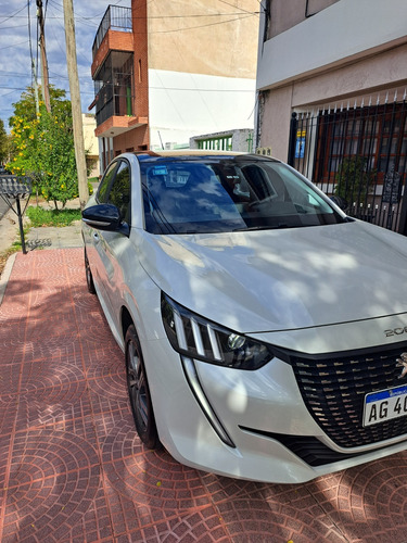 Peugeot 208 1.6 Feline Tiptronic