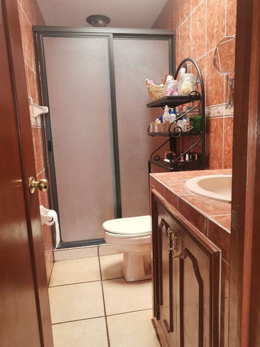 Casa En Fraccionamiento En Lomas De Atzingo, Cuernavaca, Morelos - Ber-1244-fr
