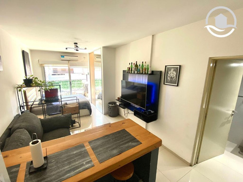 Imagen 13 de 20 de Monoambiente C/cochera En Venta - Impecable Estado