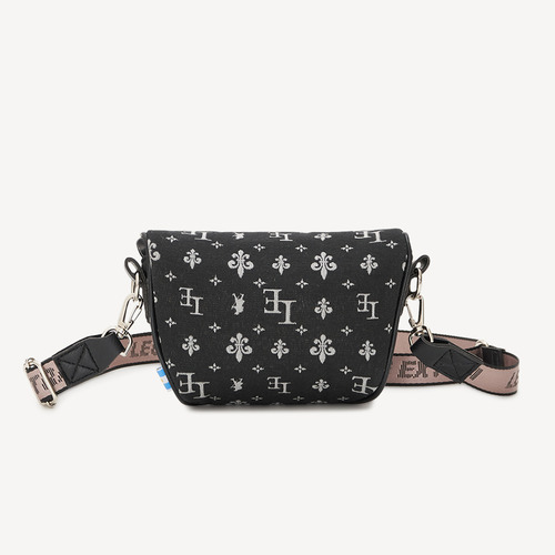Riñonera Helena Amelie Black Color Negro Diseño De La Tela Liso