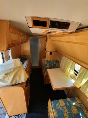 Imagem 4 de 14 de Mb180d Mercedes-benz Motor Home Completo Perfeito Viagem