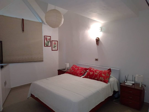 Imagen 5 de 14 de Hermoso Townhose En Venta En Barrio Sucre Andrews Rivero 04124959888