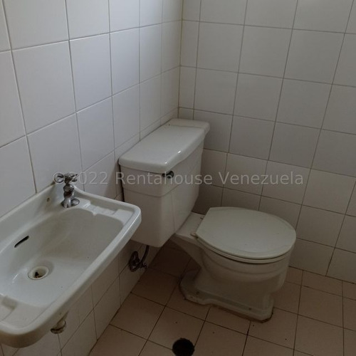Imagen 11 de 15 de Cod 22-26881 Apartamento En Venta Los Chaguaramos, Yelixa Arcia 04140137177