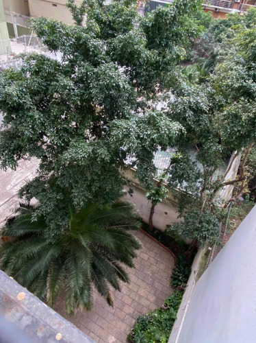 Venta Departamento De 2 Ambientes Con Balcón Y Baulera
