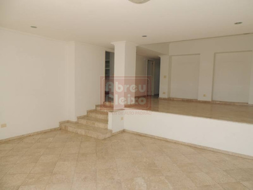 Imagem 6 de 30 de Casa Jardim Guedala - Alto Padrão - Excelente Localização. - 871