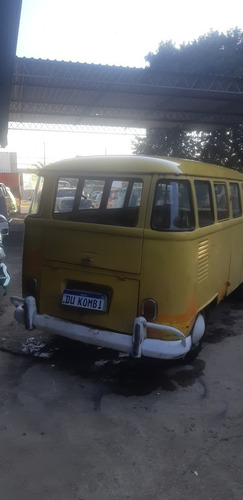 Imagem 10 de 13 de Volkswagen Kombi Corujinha