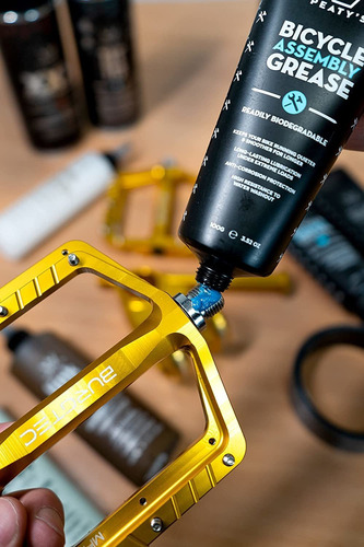 Imagen 4 de 6 de Grasa De Montaje Para Bicicletas Peatys Assembly. Premium!!