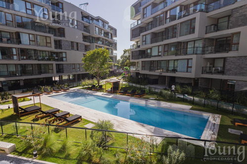 Departamento En Venta 2 Ambientes Complejo Al Lado De Nuevo Quilmes.