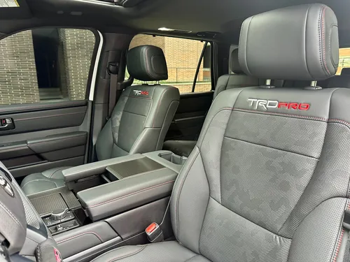 Toyota Sequoia 3.5 V6 Trd Pro