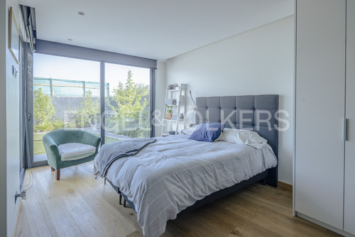 Mediterránea En Condominio, Con Buena Conectividad