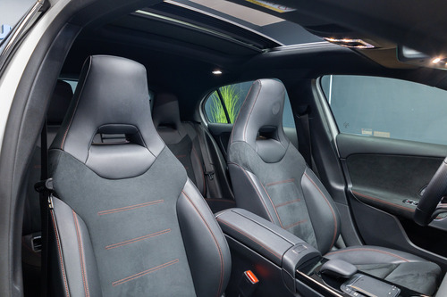 A250 2.0 Dct Amg Line