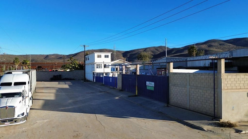 Bodega En Renta, A Un Costado De La Garita De Otay