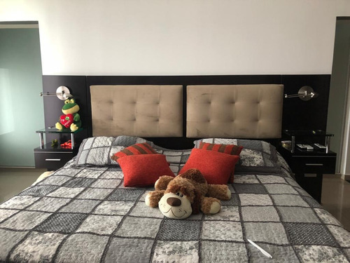 Casa En Venta En Club De Campo Las Cañuelas
