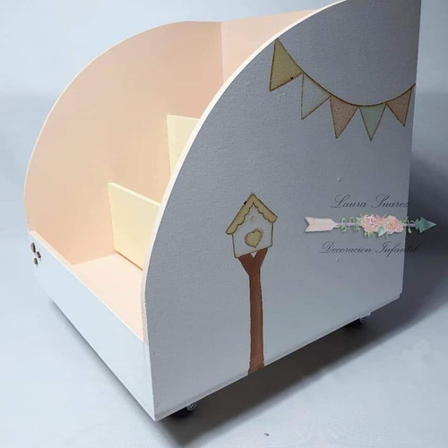 Ordenador De Libros - Baul Con Rueditas
