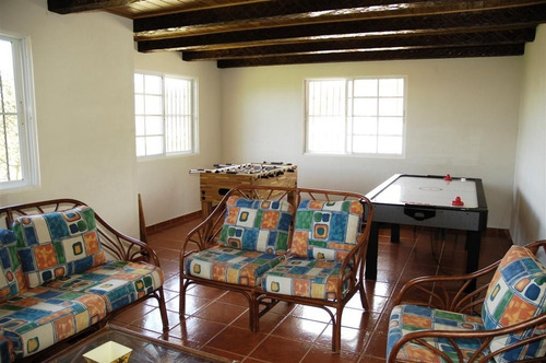 Villa Campestre Amueblada En Venta En Unas De Los Mejores Residenciales De Jarabacoa.