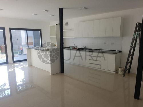 Imagen 9 de 29 de Duplex De Categoria En Venta La Calandria
