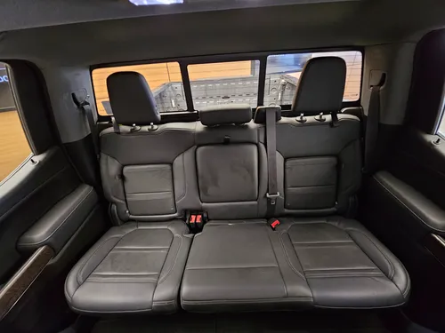 GMC Sierra 6.2 Denali Dvd At