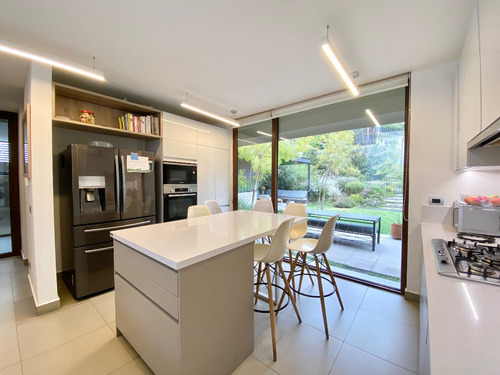 Condominio Los Trapenses Opcion Semi-amoblado Ideal Expats