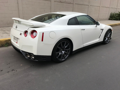 Nissan Gtr Biturbo Premium 2015 (nuevo, De Coleccion)