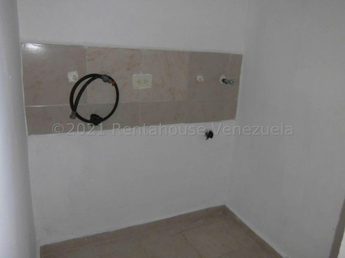 Imagen 7 de 14 de Rentahouse Vende San Diego 22-4099 Yudermy M. 0414-4115155
