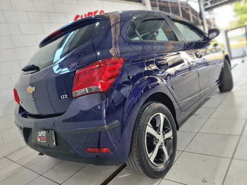 Chevrolet Onix Onix 1.4 MPFI LTZ 8V FLEX 4P AUTOMÁTICO