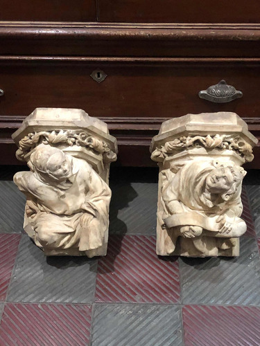 Terracotas Antiguas Francesas Coronación De Columnas Conserv (Usado)