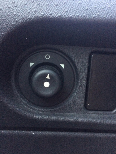 Citroën C3 1.4 8v Exclusive Flex 5p 2012