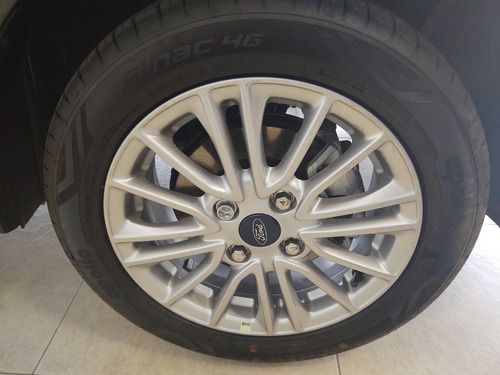 Imagen 7 de 12 de Ford Figo 2021 1.5 Energy Sedan Mt