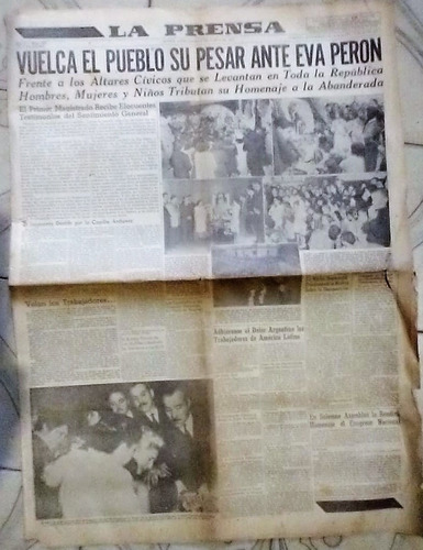 Diario La Prensa 2 Agosto 1952 El Pueblo Vuelca Su Pesar 