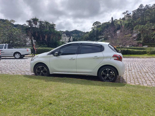 Peugeot 208 2015 1.6 16v Griffe Flex 5p