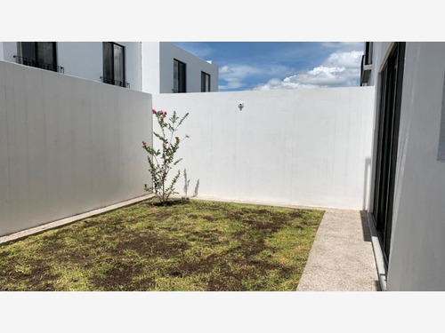 Imagen 5 de 12 de Casa Sola En Renta Punta Juriquilla