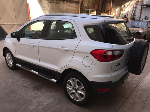 Ford Ecosport 1.6l Titanium 110cv 4x2 Mt 5 Puertas