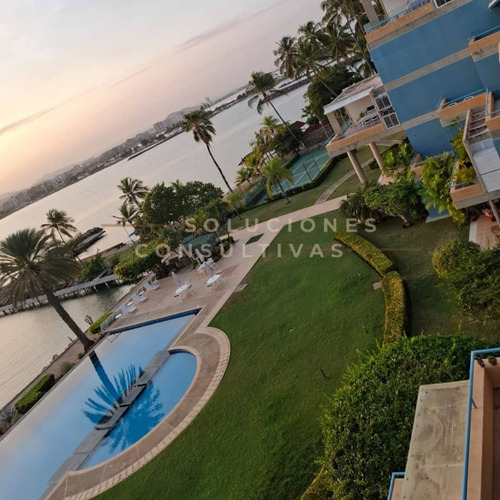 Soluciones Consultivas Vende Penthouse Dúplex, Terrraza Marina, Lecheria