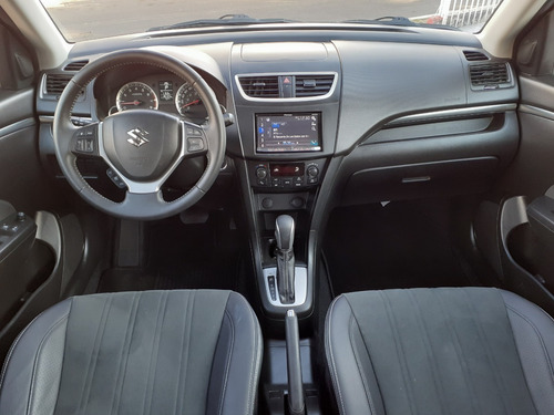 Imagen 4 de 15 de Suzuki Swift 1.4 Edición Especial 10 Años 2017