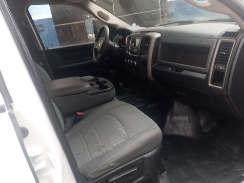 Imagen 4 de 12 de Ram 4000 Crew Cab