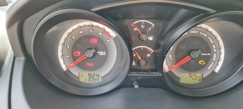 Imagem 9 de 13 de Fiesta Sedan 1.6 Flex Manual 2014