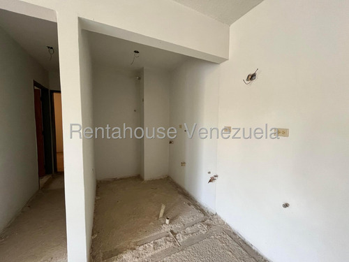Apartamento En Venta En La Victoria Aragua 25-22980 Irrr