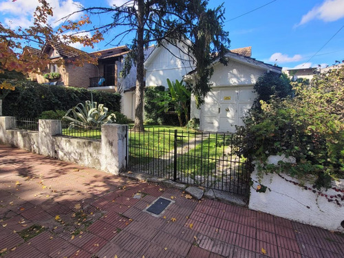 Imagen 6 de 12 de Casa - Beccar-vias/libert.