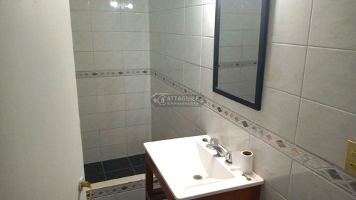 Imagen 3 de 11 de Casa En Venta En Merlo