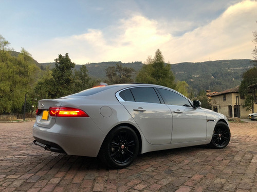 Jaguar Xe Prestige