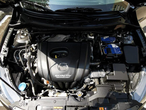 Mazda 2 Touring 1.5 At