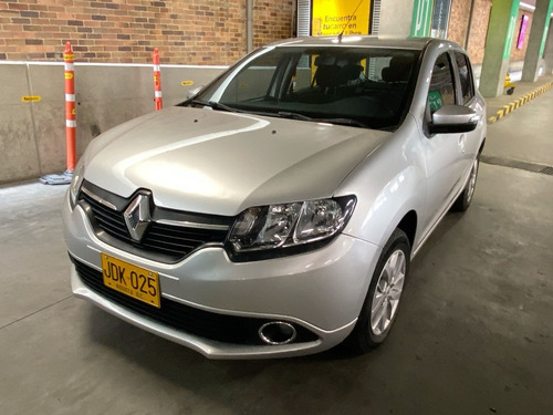 Imagen 1 de 25 de Renault Sandero Automatiq