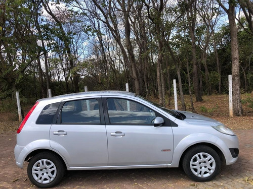 Imagem 2 de 7 de Ford Fiesta 1.6 Flex