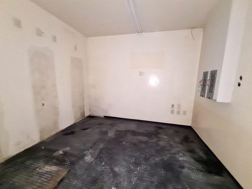 Local U Oficina En Renta Sobre Av. Itzaes | Mérida